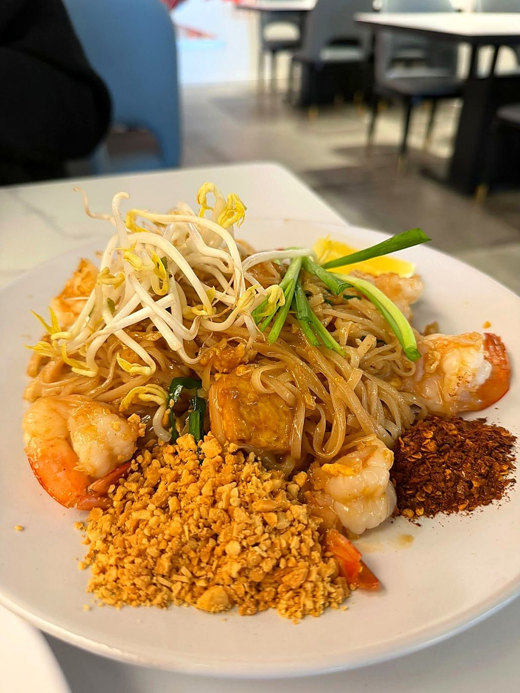 Classic Pad Thai with Lime & Peanuts